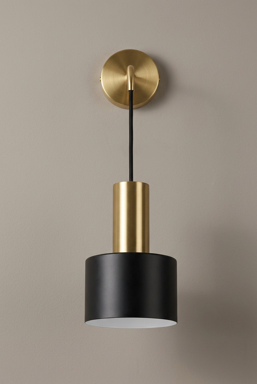 Arco Wireless Wall Light